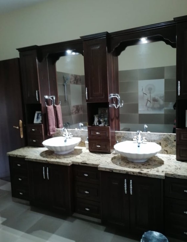 424606-detached-villa-for-sale-in-select-location_full