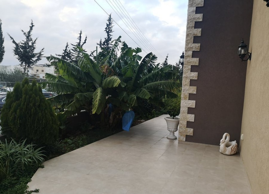 424616-detached-villa-for-sale-in-select-location_full