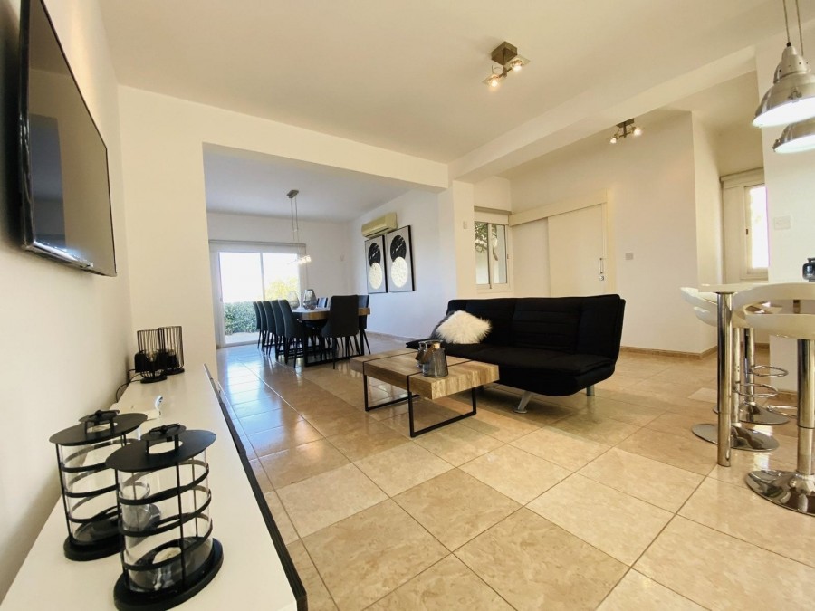 428562-detached-villa-for-sale-in-chloraka_full