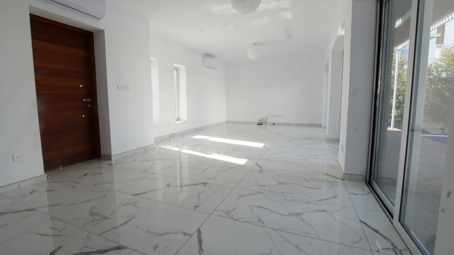 437775-detached-villa-for-sale-in-kato-paphos_full