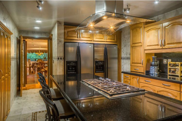 4442211D 615D 4A29 BF2C 8683AF4942F5