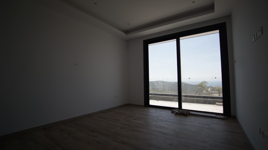 448642-detached-villa-for-sale-in-parekklisia_full