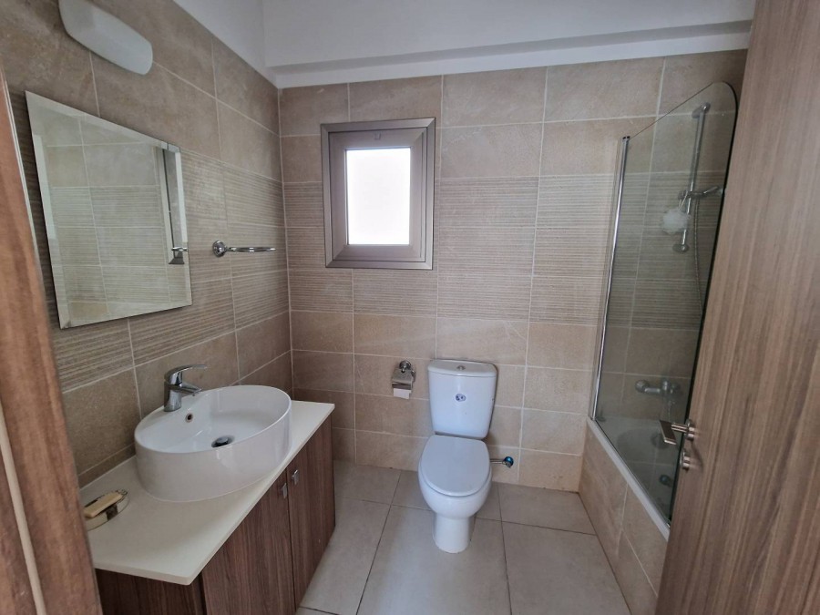449927-apartment-for-sale-in-larnaca_full