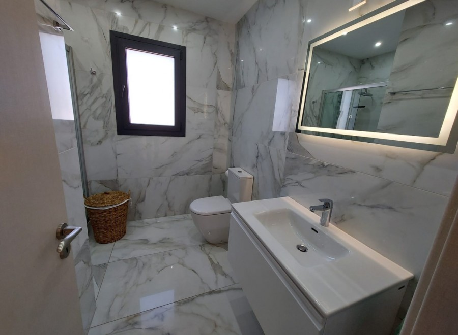 466938-detached-villa-for-sale-in-select-location_full