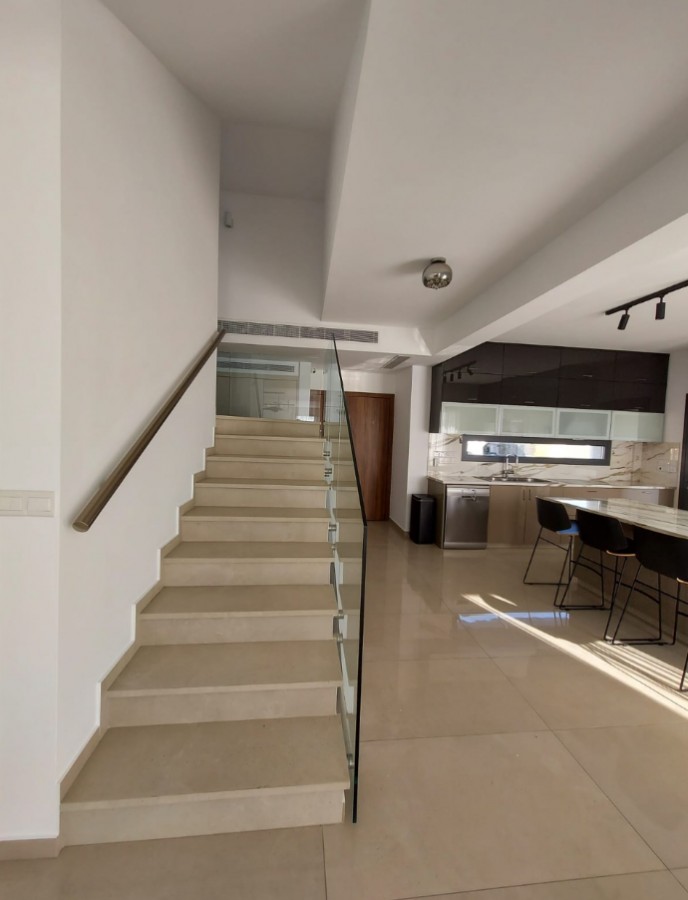 466940-detached-villa-for-sale-in-select-location_full