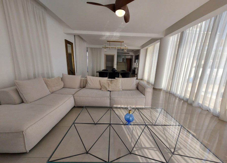 466942-detached-villa-for-sale-in-select-location_full