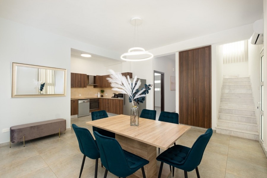 467926-detached-villa-for-sale-in-dromolaxia_full