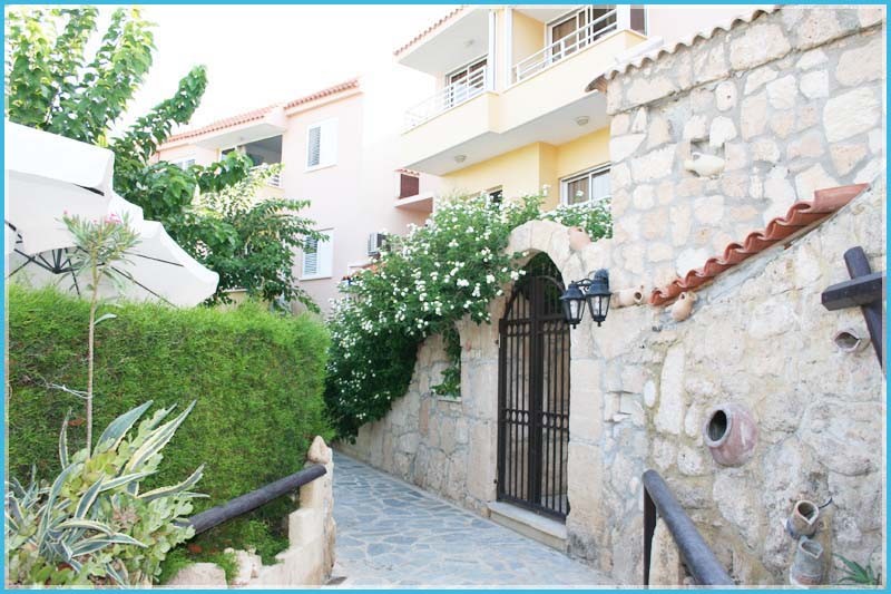 47212-hotel-for-sale-in-kato-paphos_full