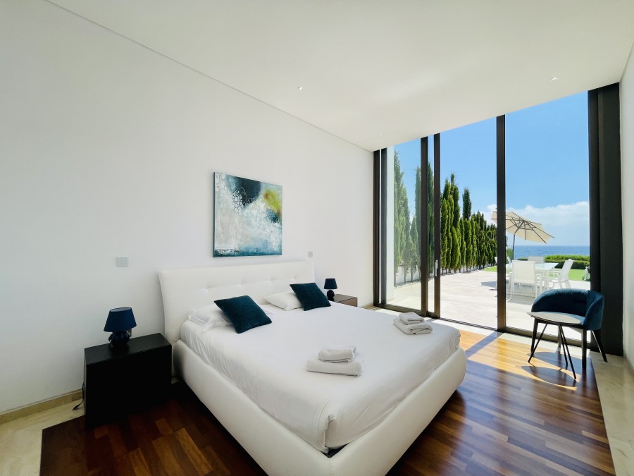 480507-detached-villa-for-sale-in-select-location_full