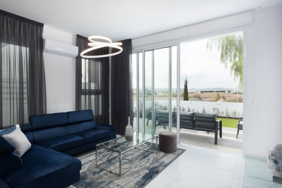 486664-detached-villa-in-dromolaksia_full