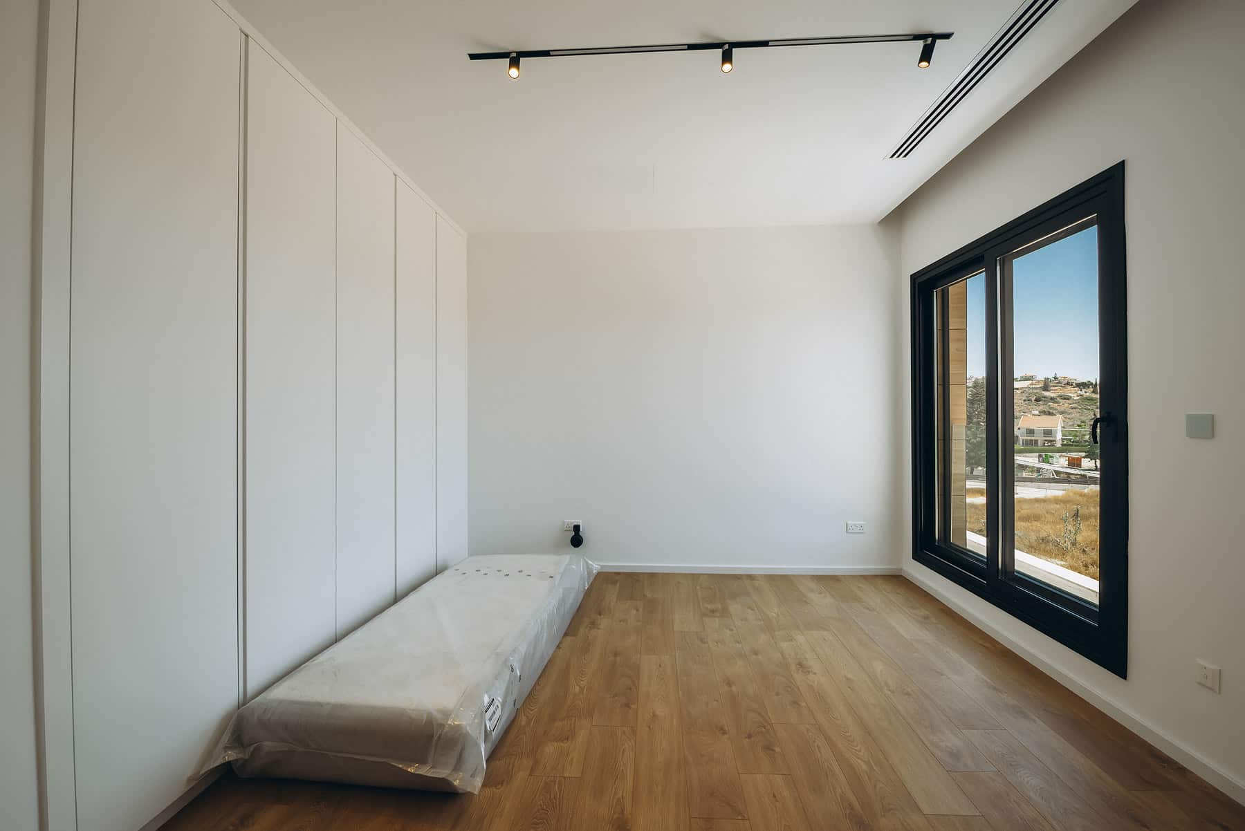 5-bedroom-villa-for-sale-in-limassol-9-4