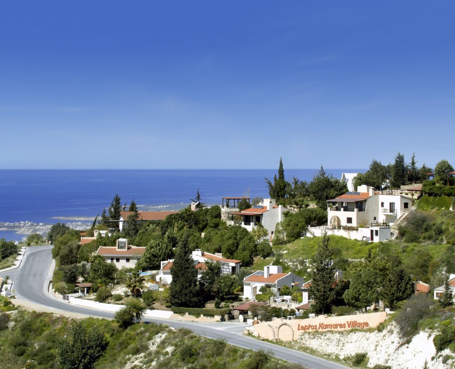 504091-villas-houses-in-kamares-village_full