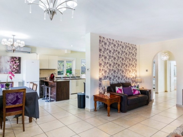 507240 detached villa for sale in laneia full