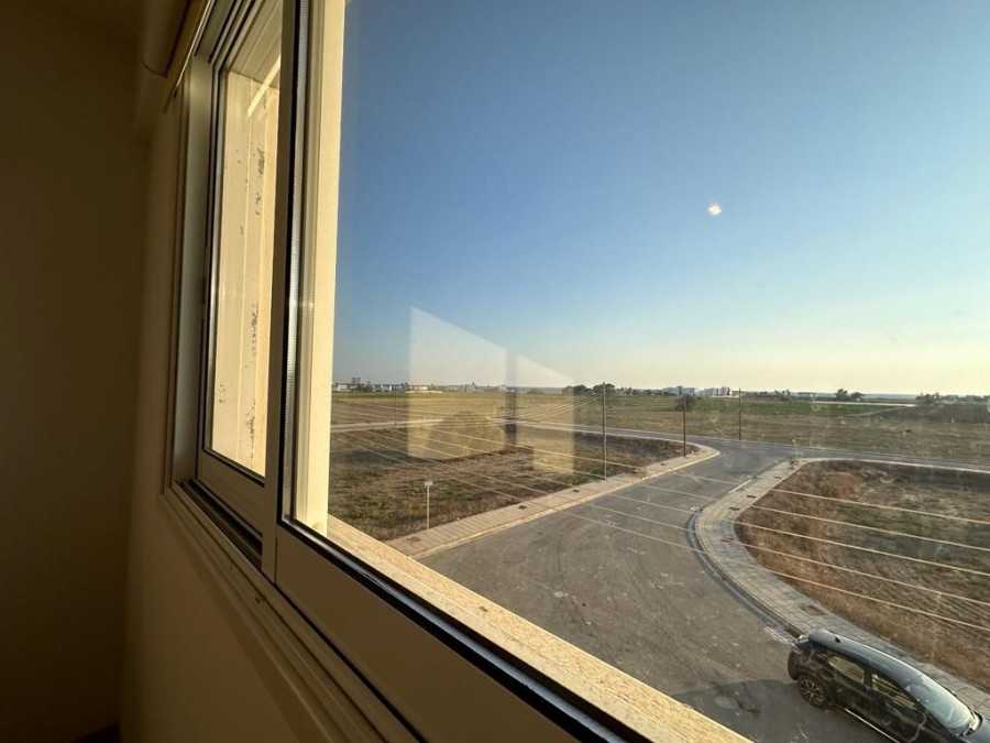 520543-apartment-in-pervolia_full