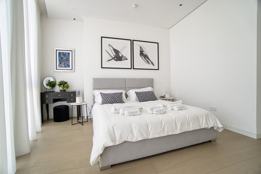 522645-high-rise-apartment-for-sale-in-neapolis_full