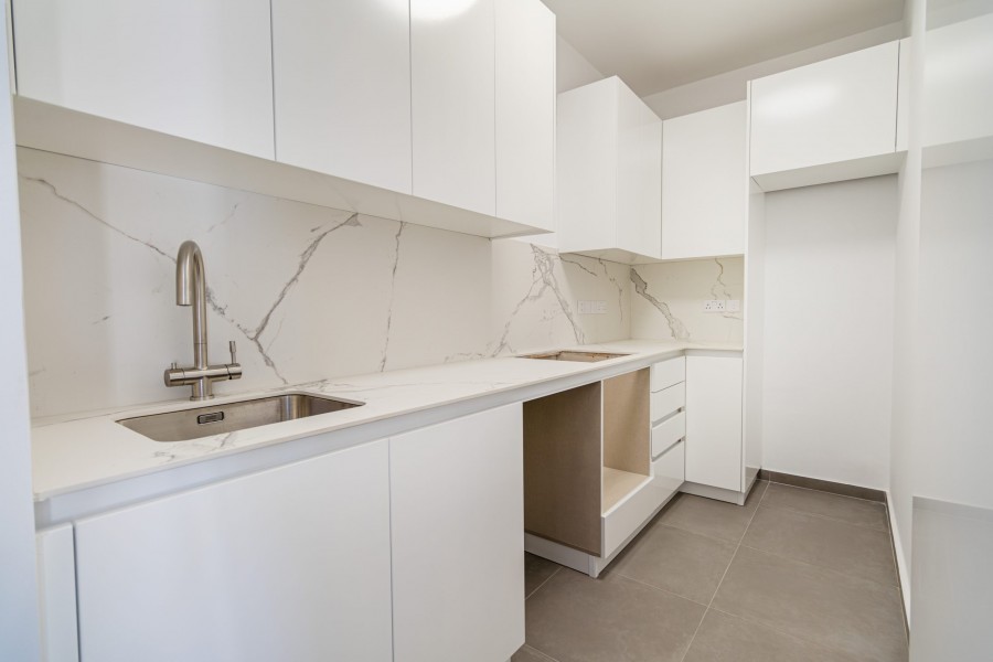 528905-apartments-penthouses-in-coral-bay_full