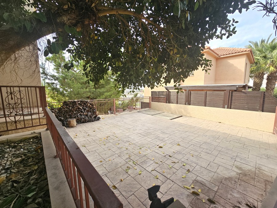 532715-detached-villa-for-sale-in-select-location_full