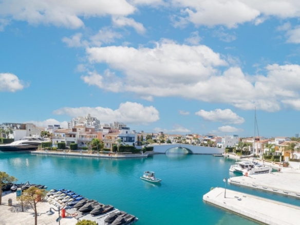 533793 detached villa for sale in select location full