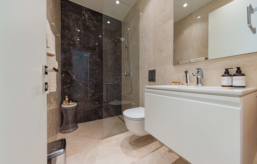 536205-apartment-for-sale-in-select-location_full