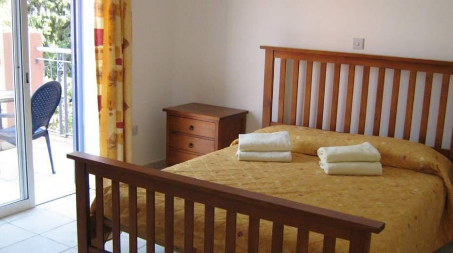 542287-apartments-penthouses-in-kato-paphos_full