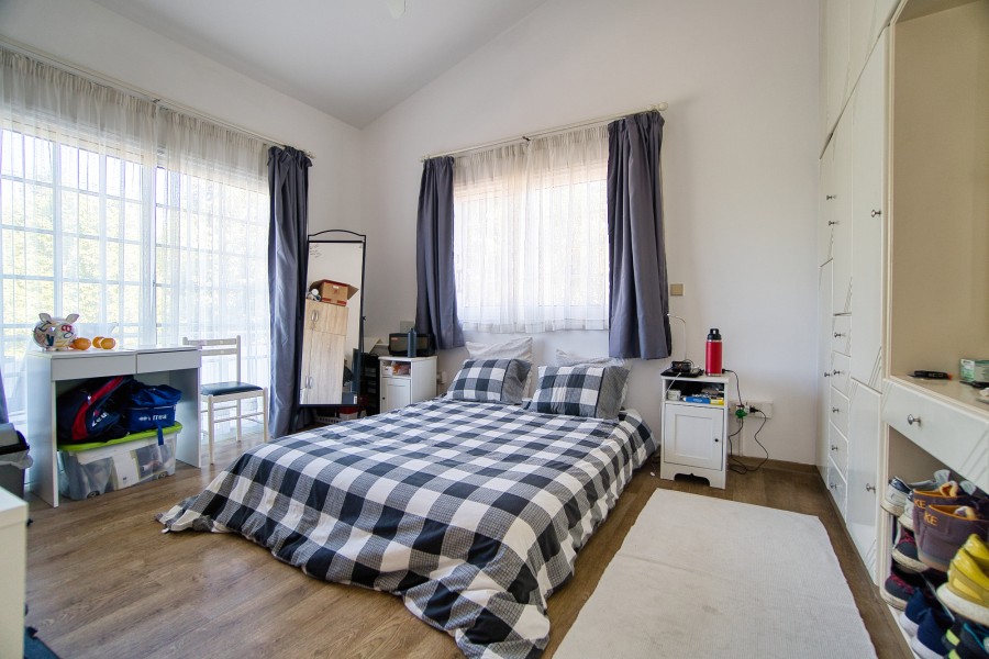 556121-detached-villa-for-sale-in-kato-paphos_full