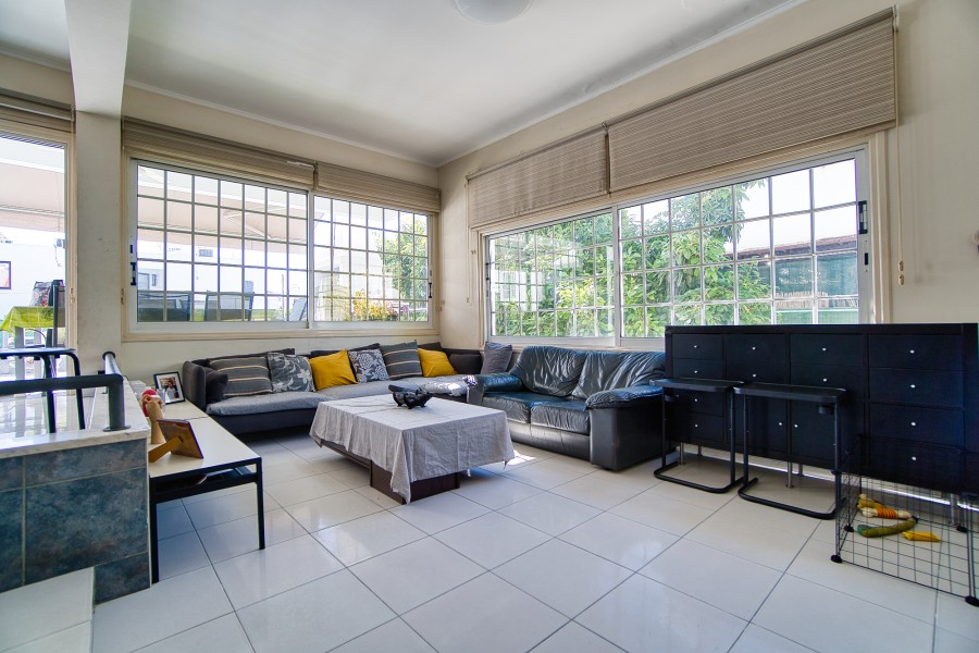 556151-detached-villa-for-sale-in-kato-paphos_full