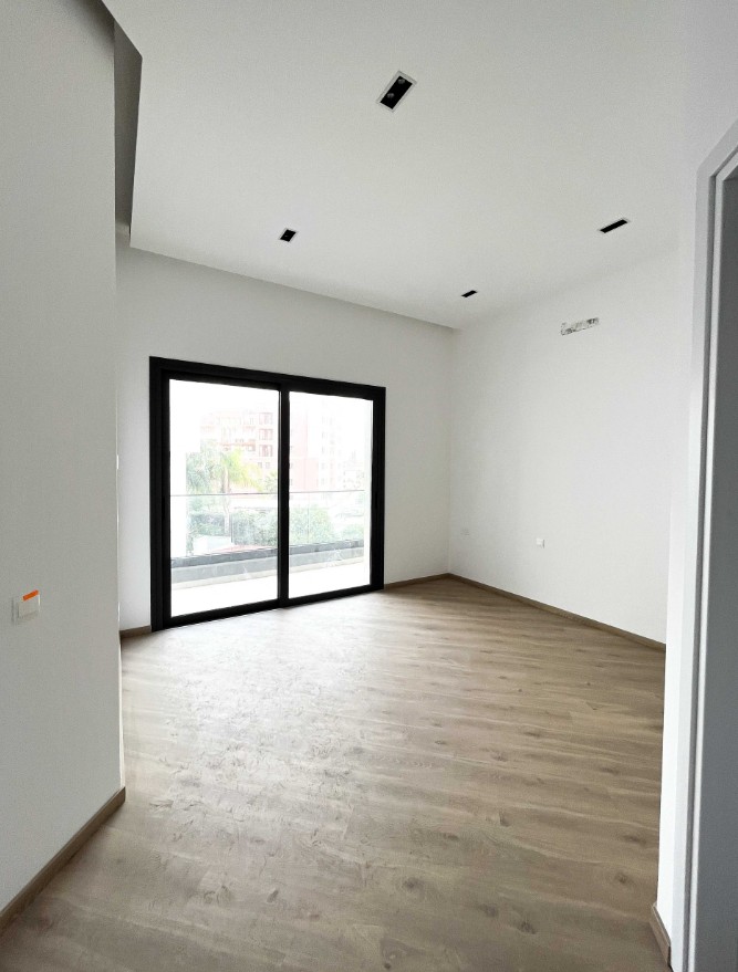 564864-apartment-for-sale-in-papas_full