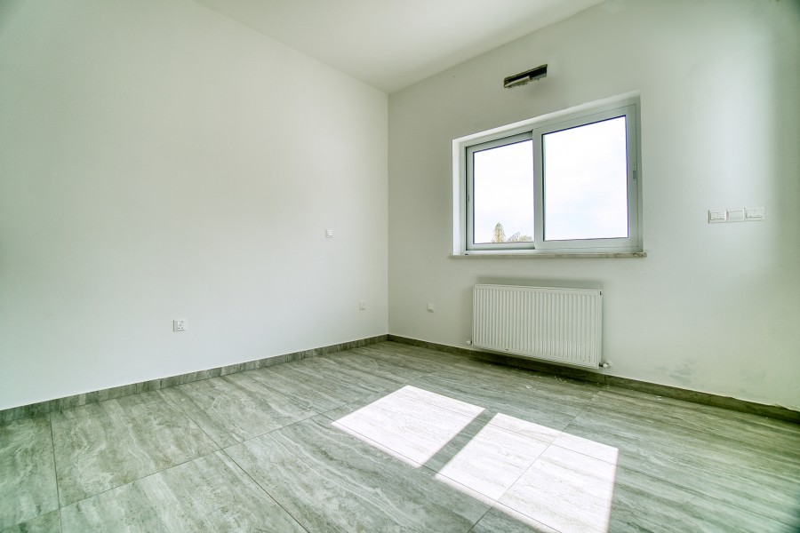 566238-detached-villa-for-sale-in-select-location_full