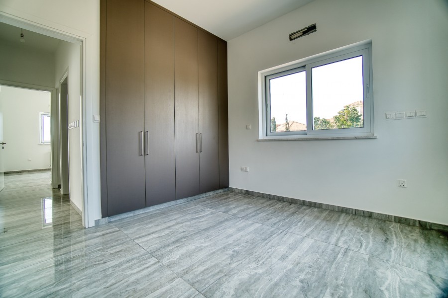 566244-detached-villa-for-sale-in-select-location_full