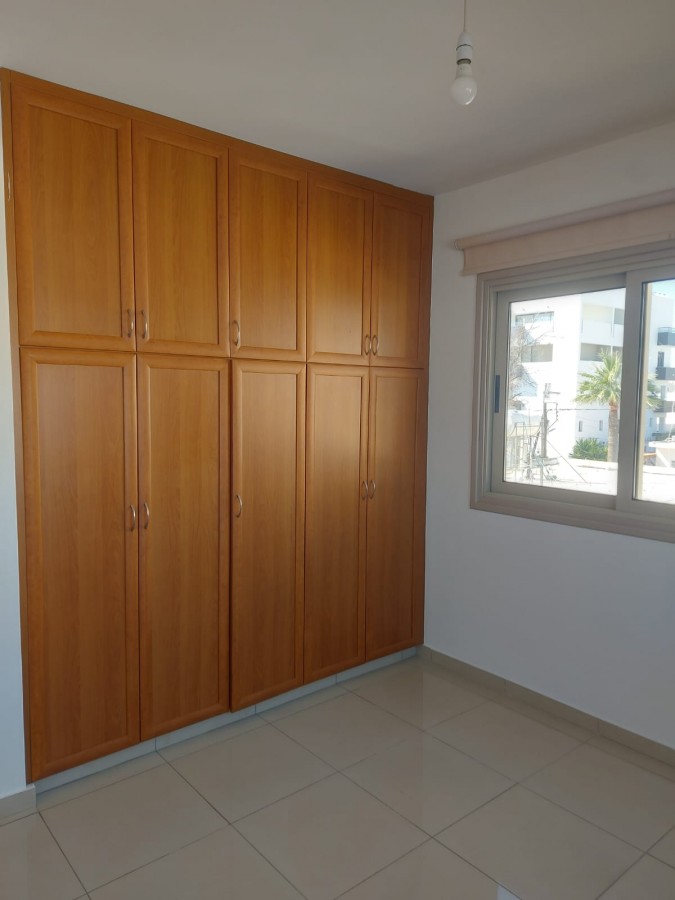 566728-apartment-for-sale-in-larnaka-skala_full