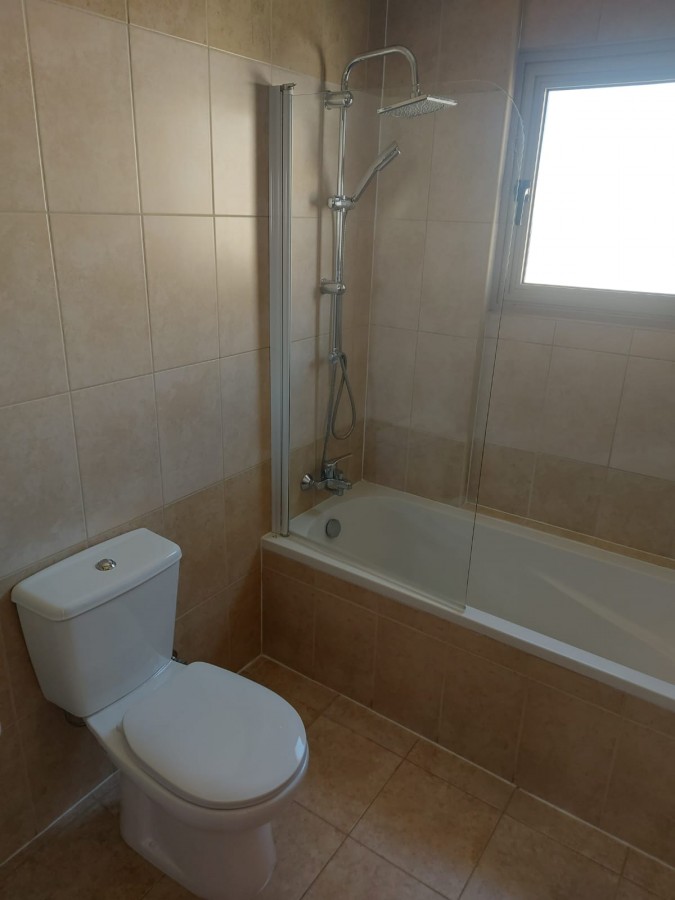 566730-apartment-for-sale-in-larnaka-skala_full