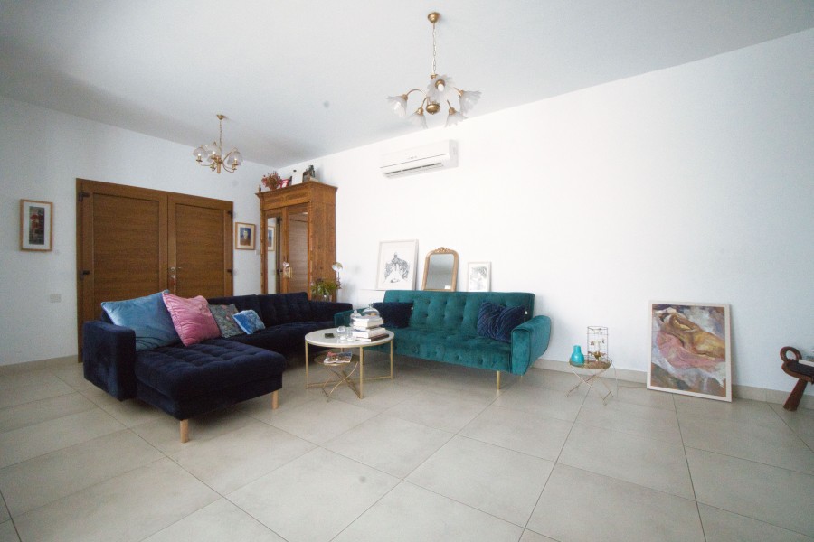 572797-semi-detached-villa-for-sale-in-larnaca_full