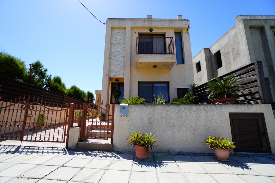 576866-semi-detached-villa-for-sale-in-livadia_full