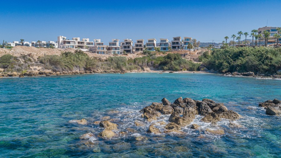 583246-villas-houses-in-kissonerga_full