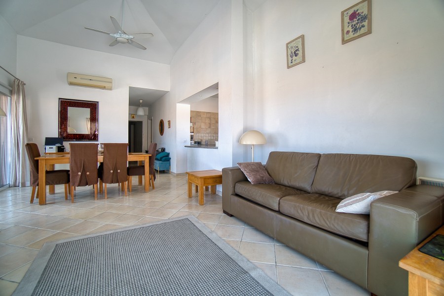 599919-penthouse-for-sale-in-kato-paphos_full