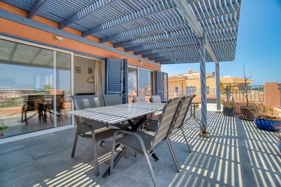 599923-penthouse-for-sale-in-kato-paphos_full