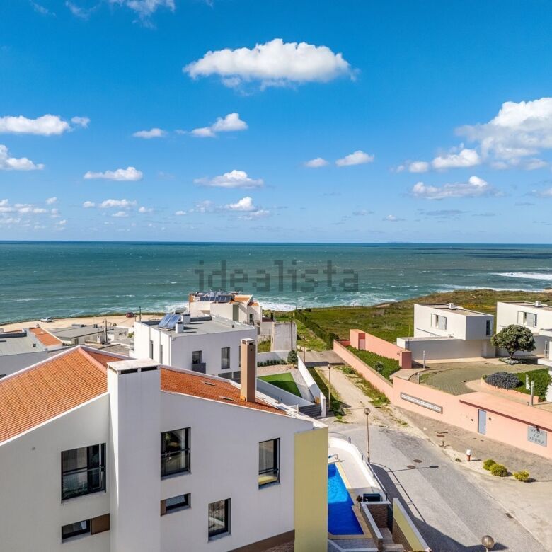 Modern luxury 3-bedroom villa with ocean views in Santa Cruz, perfect for seaside living.