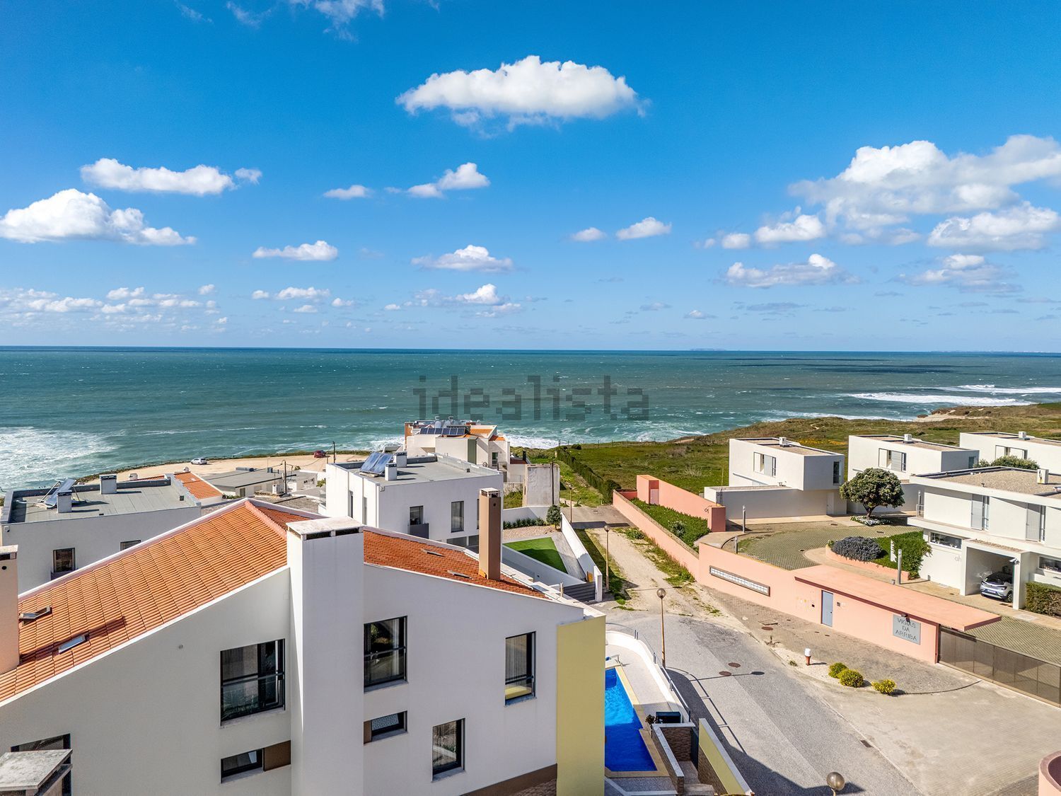 Luxury 3 Bed Villa in Santa Cruz Modern luxury 3-bedroom villa with ocean views in Santa Cruz, perfect for seaside living.