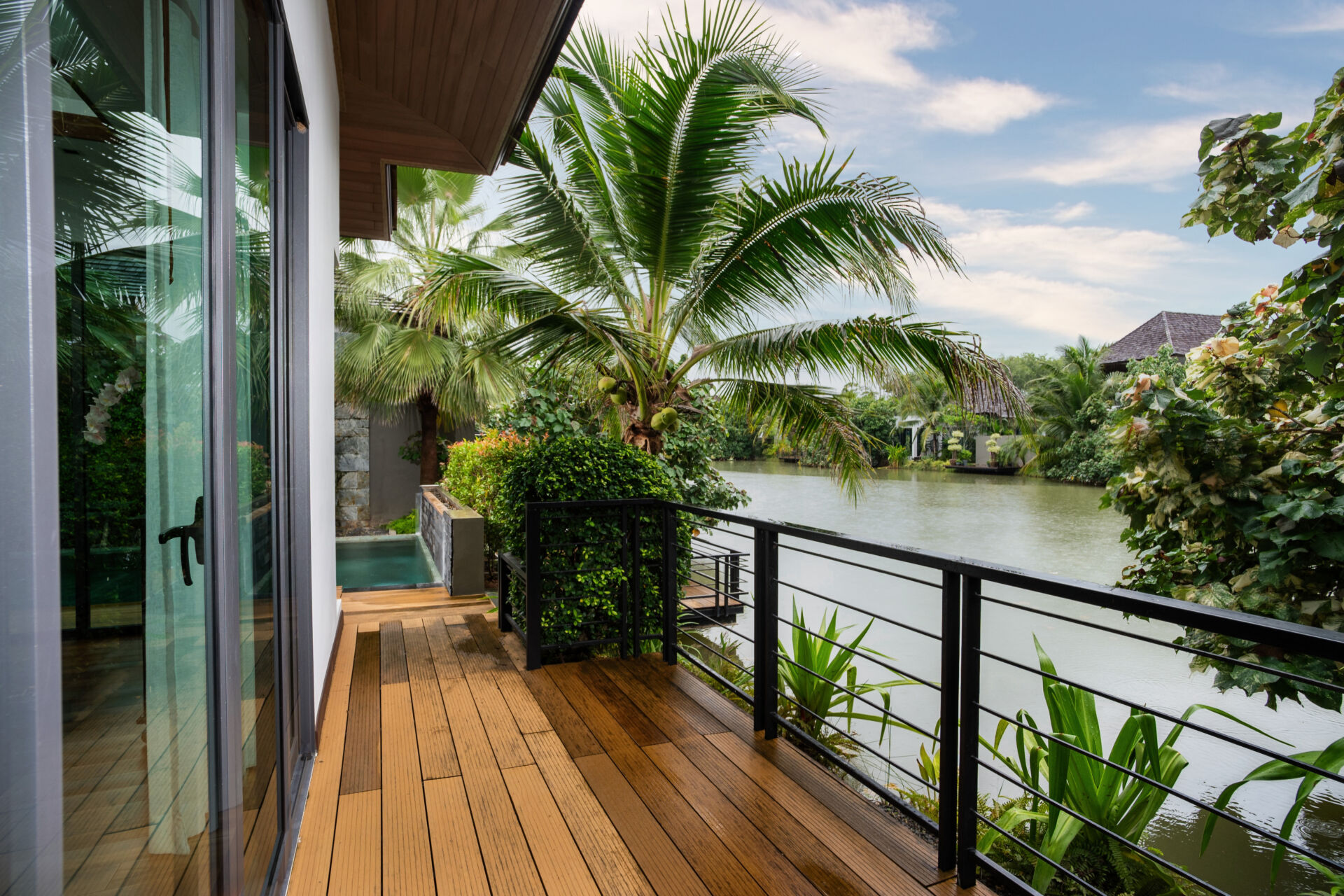 6.-Master-Bedroom-Terrace