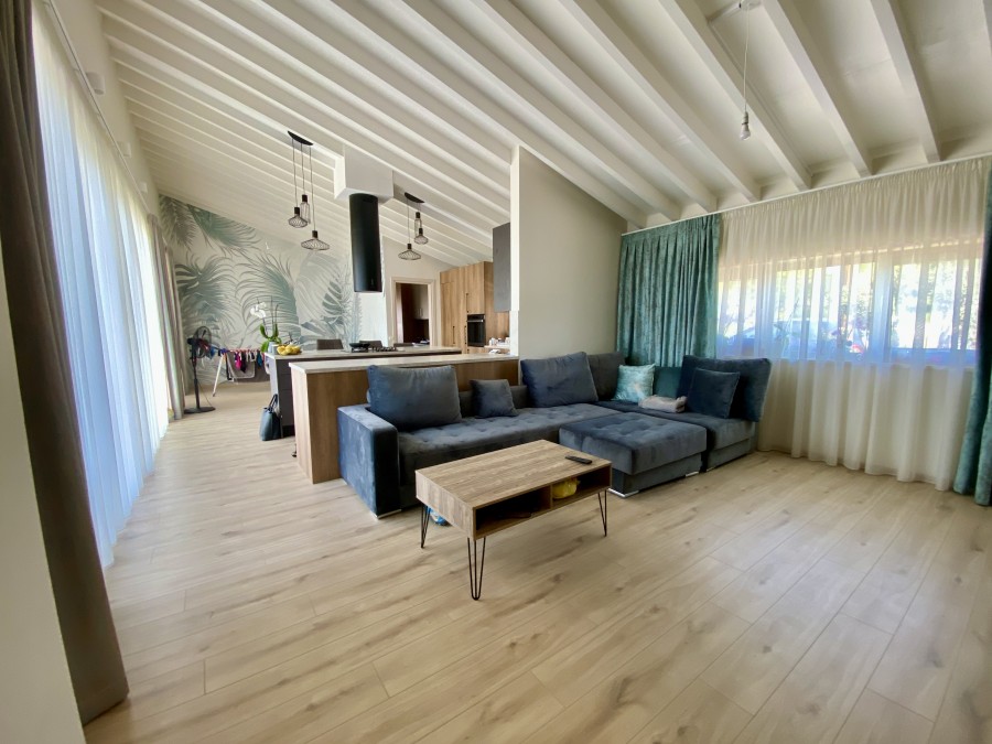 601742-bungalow-for-sale-in-souni-zanakia_full