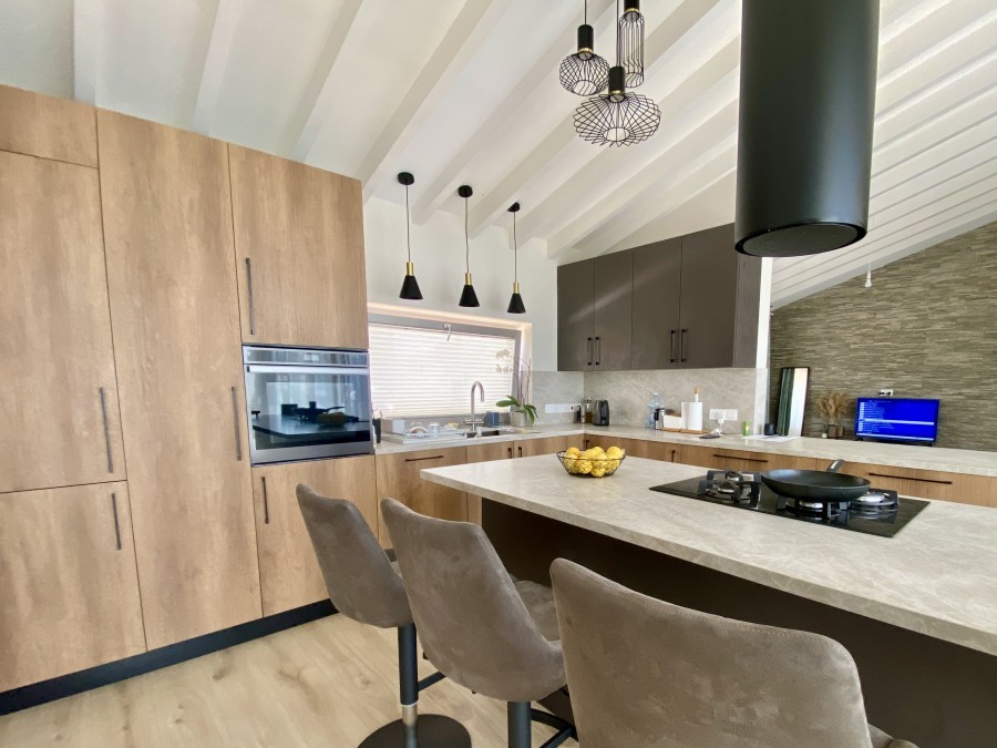 601745-bungalow-for-sale-in-souni-zanakia_full