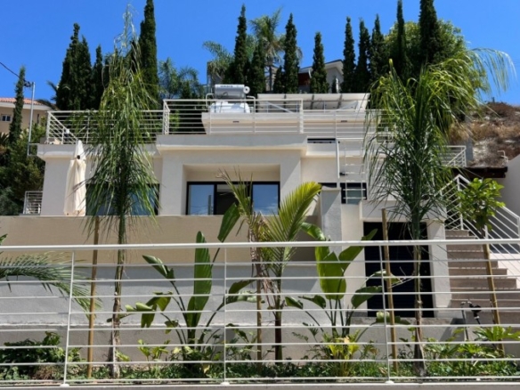 606653 detached villa for sale in select location full
