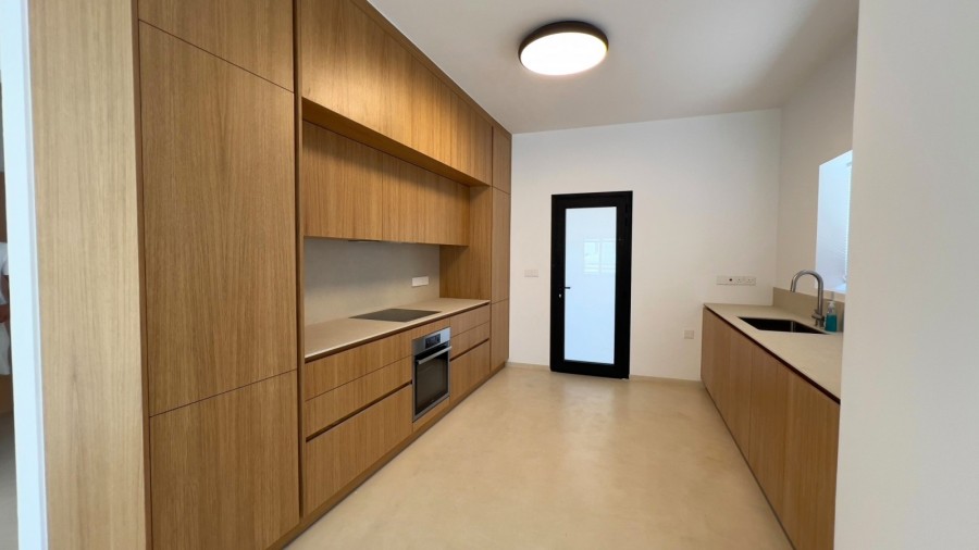 606657-detached-villa-for-sale-in-select-location_full