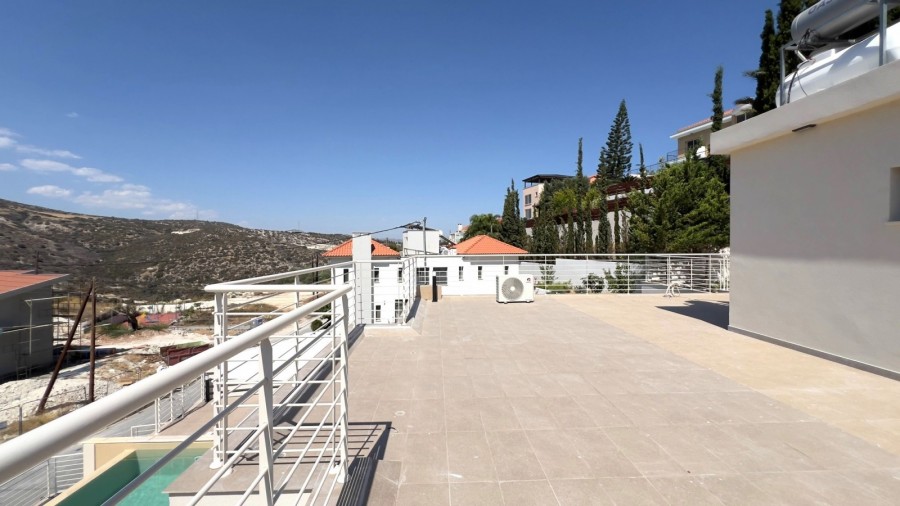 606660-detached-villa-for-sale-in-select-location_full