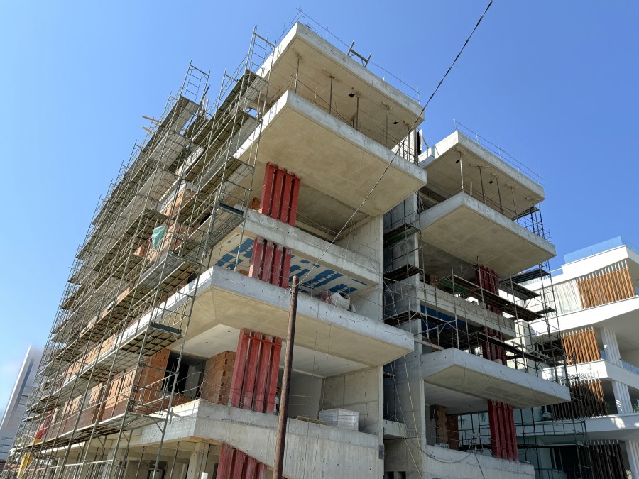 608833-apartment-for-sale-in-neapolis_full