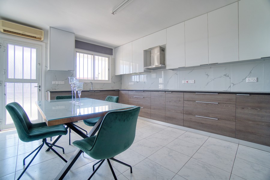 608867-apartment-for-sale-in-paphos-town_full