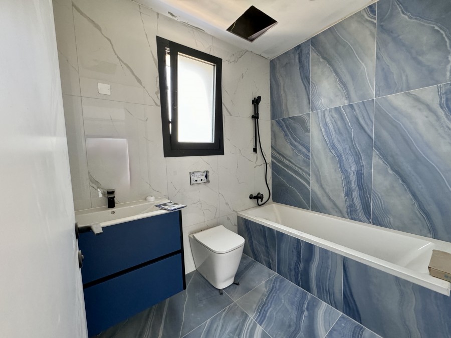 611503-apartment-for-sale-in-potamos-germasogeias_full