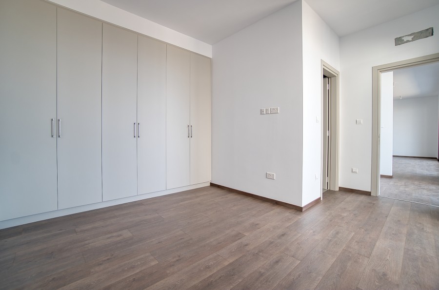 622241-detached-villa-for-sale-in-select-location_full