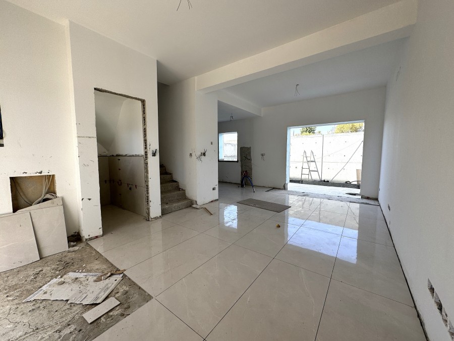 624092-town-house-for-sale-in-parekklisia_full