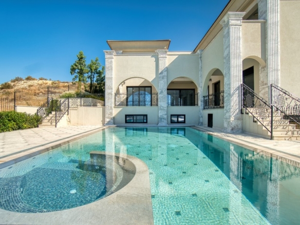 628100 detached villa for sale in panthea full